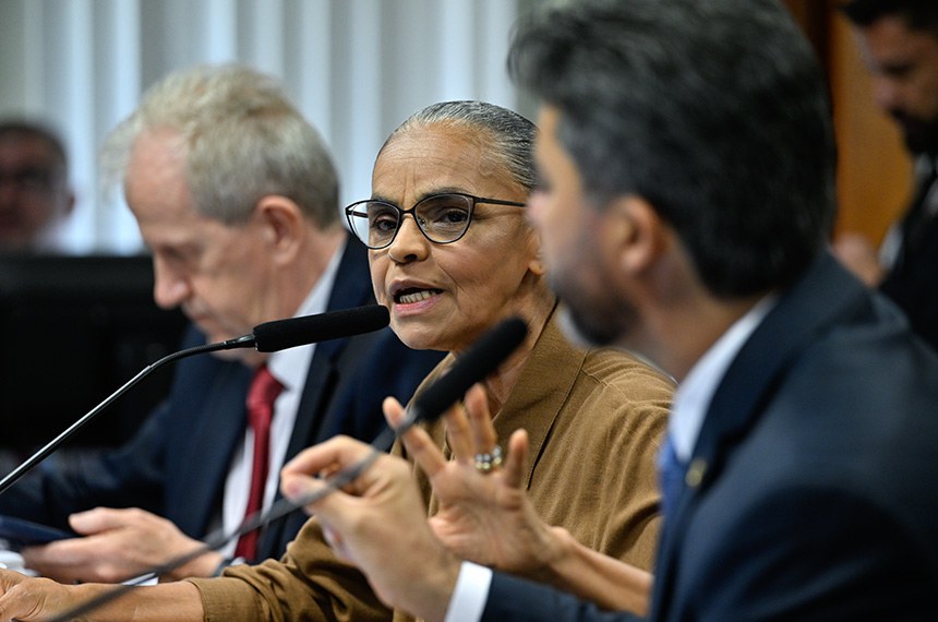 “Criação da unidade de conservação no Amapá não incide sobre os blocos de petróleo”, diz Marina Silva em audiência no Senado