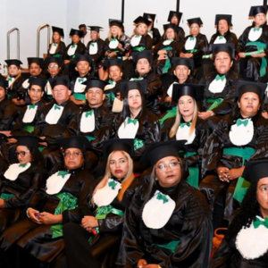 Ministério da Saúde diploma 589 Agentes de Saúde e de Endemias no Amapá