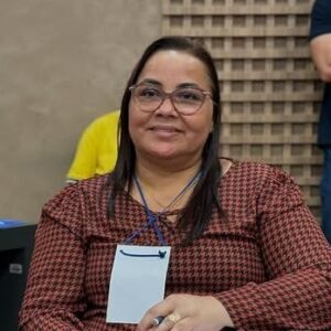 Justiça manda prefeita de Amapá retomar contrato com empresa de limpeza que tinha sido dispensada 