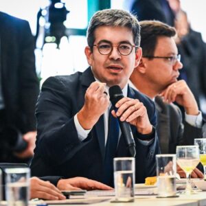 PEC 47 que garante direitos a servidores dos ex-territórios avança na Câmara com articulação de Randolfe e Davi