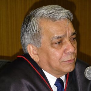 Legado de competência e amizade de advogado segue vivo após 13 anos 