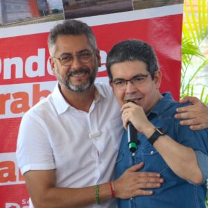PT aprova pré-candidatura de Randolfe ao Senado e apoio à reeleição de Clécio Luís
