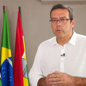 Operação da PF prende Juarez Menescal, ex-secretário de Furlan, armas e dinheiro em espécie