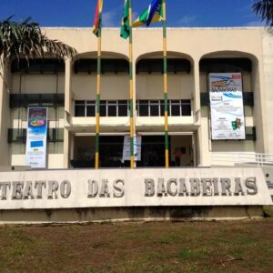 Por divergências, Clécio veta projeto que mudaria nome do Teatro das Bacabeiras