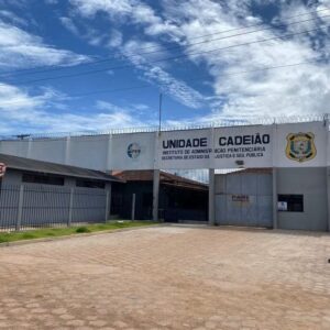Ex-educador penitenciário da escola do Iapen é condenado por levar drogas para dentro do presídio