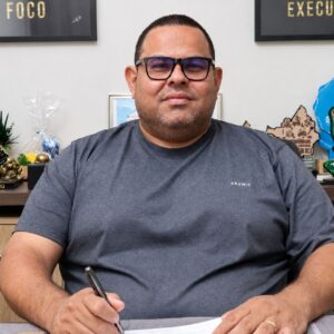 Prefeito do interior do AP pretende torrar quase R$ 8 milhões em eventos no município