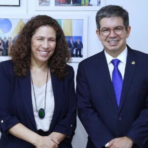 Articulação de Randolfe leva ministra ao Amapá para anunciar reabertura do prazo da transposição