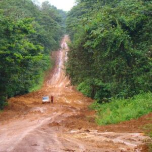 Dnit-AP ignora decisão judicial e obra do trecho norte da BR-156 avança apenas 8%