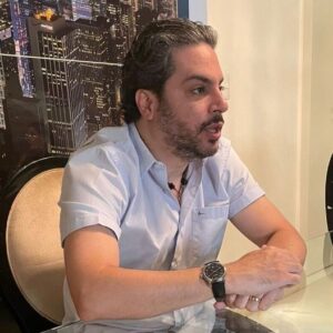 Verba parlamentar banca aluguel recorrente de lancha para deputado do AP