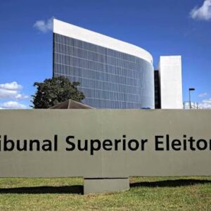 TSE julga hoje candidaturas de Furlan no Amapá e José Roberto Arruda em Brasília