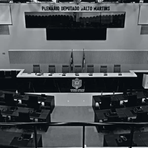Partidos que apoiaram Clécio elegem 17 deputados e terão ampla maioria na Assembleia do Amapá