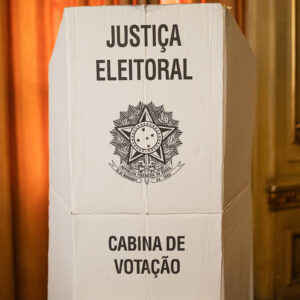 Em Laranjal do Jari uma pessoa é suspeita de colar teclado da urna eletrônica; caso semelhante ocorreu em outros estados