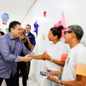 Presidente do Senado vota e faz chamado à paz