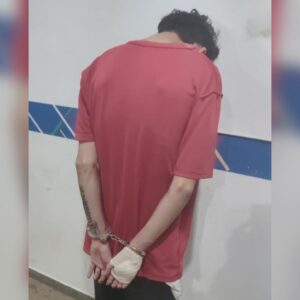 Mantida prisão de jovem acusado de tentar matar a própria irmã de 13 anos com golpes de faca